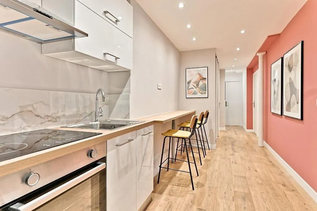 3 Sentier Apartment *